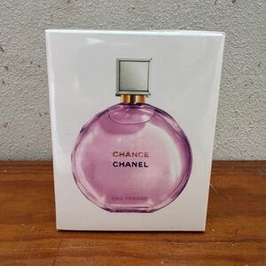 CHANEL Chance Eau Tendre Bath & Body - Lavender Pink Bottle